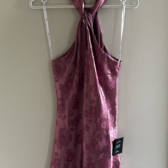 Lulu’s Key Mauve Satin Floral Jacquard Halter Mini Dress - Picture 4 of 4